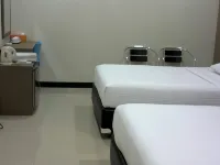 Permata Hotel - 2-Star