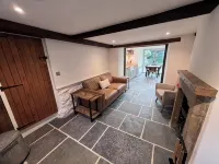 Cottage on Brook -> Castle, Walks, Shop & Cafe 프롬 호텔