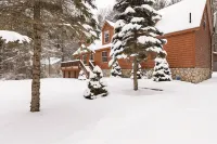 4-bedroom cabin just 10 minutes from Adirondack Park - 3-Star