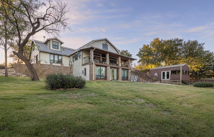 Veale Creek Retreat on Possum Kingdom Lake