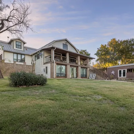 Veale Creek Retreat on Possum Kingdom Lake