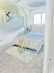 Brand new charming 2 bedroom Townhouse get away - Homestays