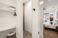 Best Deal! Modern Luxury Casita! Kitchenette & W/D - 4-Star