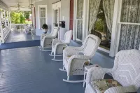 Hudson Manor Bed & Breakfast - 3-Star