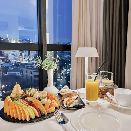 Opera Suite Hotel
