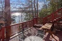 Sleeps 20. Inside Lake Norman State Park; Kayaks, Canoes, Theater, Pool Table - 4-Star