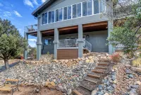 The Retreat at Thumb Butte - Hot Tub