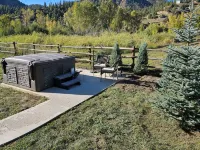 River's Edge Retreat in Pagosa Springs - Boutique