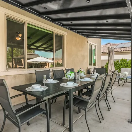 12 Beds,Pool table,Ping Pong,Volleyball+Basketball