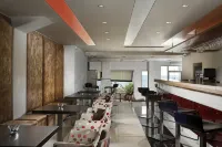Elite City Resort - Bares