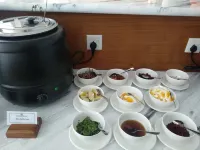 Dragon Phoenix Hotel - breakfast