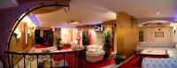 Capitol Hotel - bar