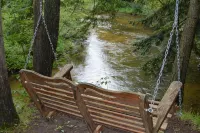 Direct Betsie River frontage. - Chalets