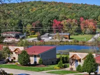 The Lodge at Chalk Hill - 2-Star