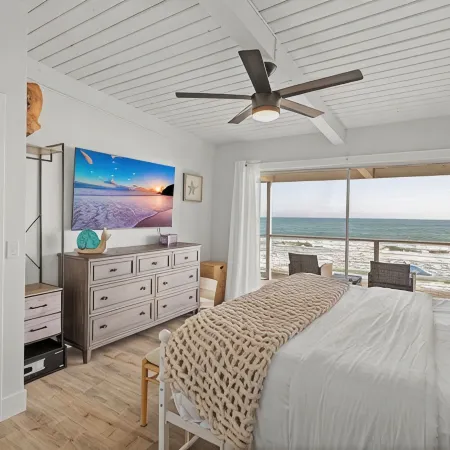 Beachfront Bliss - Steps to Sand + 5 Large BRs