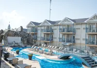 Islander Inn - بار