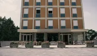 Grifone Hotel - Airport Shuttle