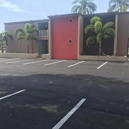 Tropical Inn & Suites, Downtown Clearwater