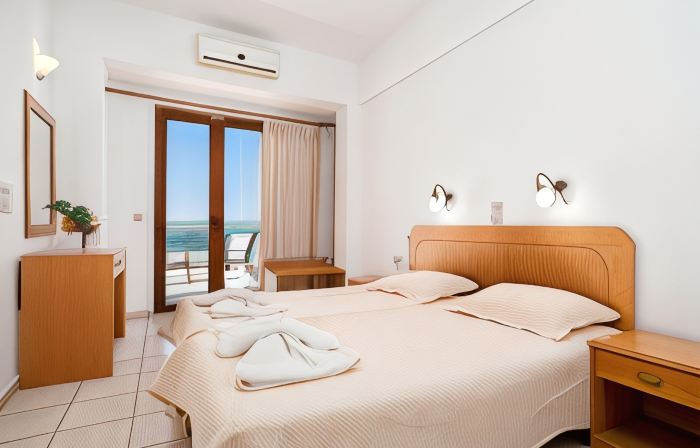 Adonis Hotel