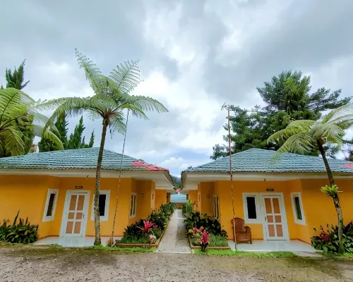 Prinsesse 1 Hotel & Resort Ciloto Hotels near Puncak Pass
