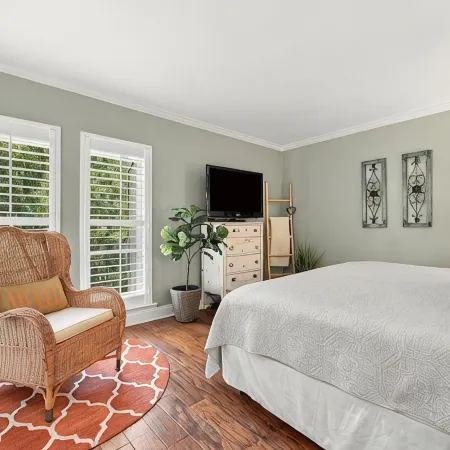 Beautiful Renovated Pinehurst Condo I 2 Bedroom/ 2 Bath I Pool I Sleeps 4