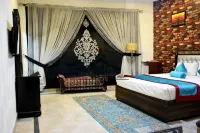 Rose Palace Hotel, Garden Town - Pet friendly