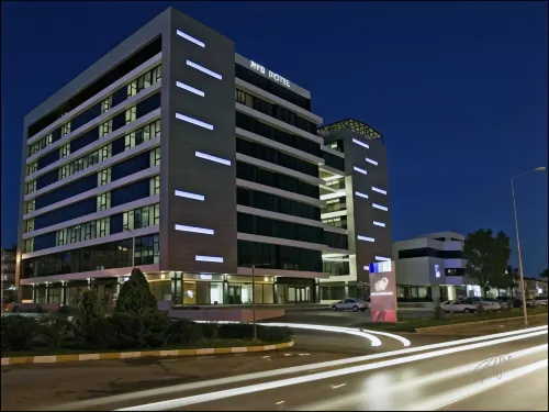 Rys Hotel - 4-Star