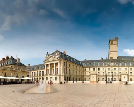 Maison Philippe le Bon Hôtel, Restaurant & Bar le 19 Hotels in Dijon