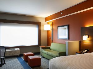 Holiday Inn Express & Suites Louisville Downtown