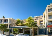 悉尼庫吉海灘阿迪娜公寓酒店