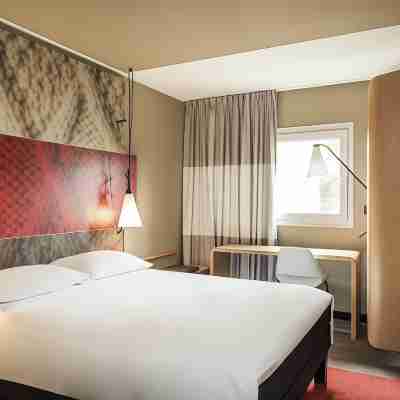 Ibis Bordeaux Saint Jean Euratlantique Rooms