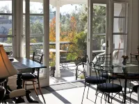 Captains Retreat Apartments and Cottages Hotel di Altona North