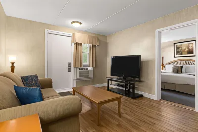 Days Inn by Wyndham Bridgewater Conference Center Hoteles en Condado de Lunenburg