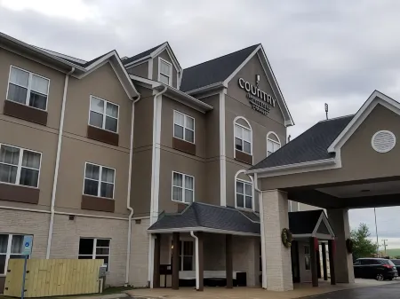 Country Inn & Suites by Radisson, Nashville Airport East, TN