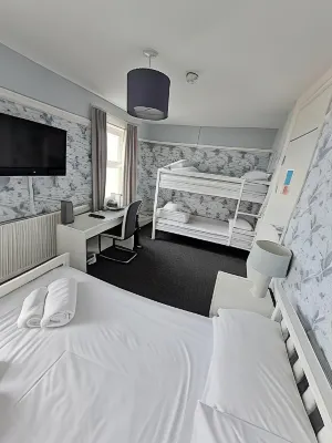 Queens Plaza Hotel