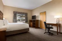 Days Inn & Suites by Wyndham Brooks