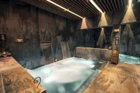 Rafa Nadal Academy Residence in Mallorca - Hot Springs