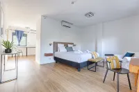 La Coudraie - Val d'Europe Hotels in Montevrain