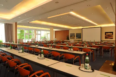 Müggelseeperle Hotel & Conference Berlin Hotels in der Nähe von WIBI Straussenhof Kagel