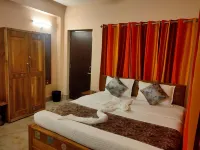 Binodini Hotel & Restaurant Hoteles en Prantik
