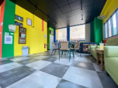 Lukang Holiday Hostel Hotels in Changhua