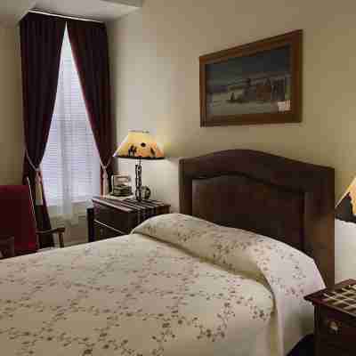 Historic Capitol Hotel Vacation Suites Downtown Rooms