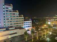 皇家海灘住宅 住宿飯店