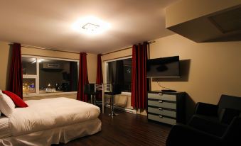 1. Hôtel Sa..