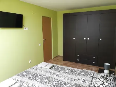 Penthouse Apartament Nufarul Oradea Hotel dekat The Neolog Synagogue Zion
