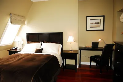 The Duckworth Inn Hotels in Сент-Джон