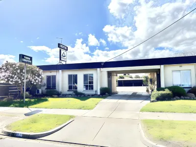 Town Central Motel Hotel a Bairnsdale
