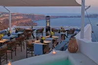 Aqua Luxury Suites