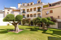 Albergue Inturjoven Jaen Các khách sạn gần Aulario Flores de Lemus