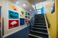 Snoozles Quay Street Tourist Hostel